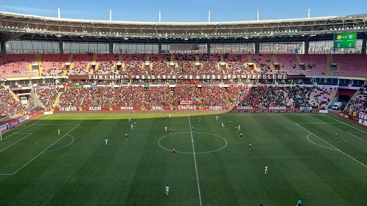 Eskişehirspor Taraftarından Espana Coşkusu