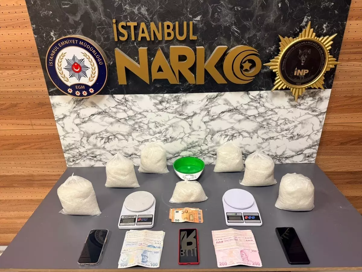 Fatih\'te Uyuşturucu Operasyonu