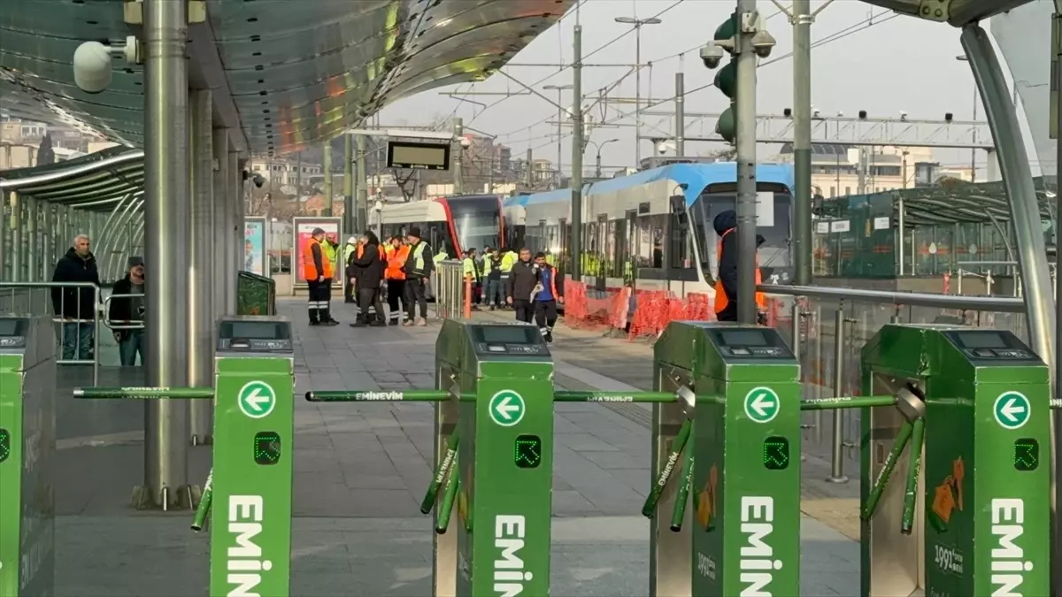 Fatih\'te Tramvay Kazası