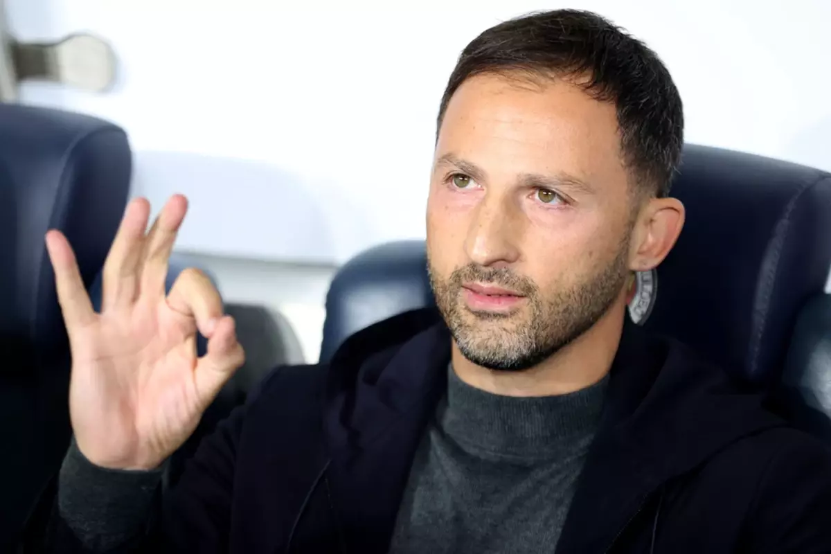 Fenerbahçe\'de Tedesco\'nun geleceğiyle ilgili karar