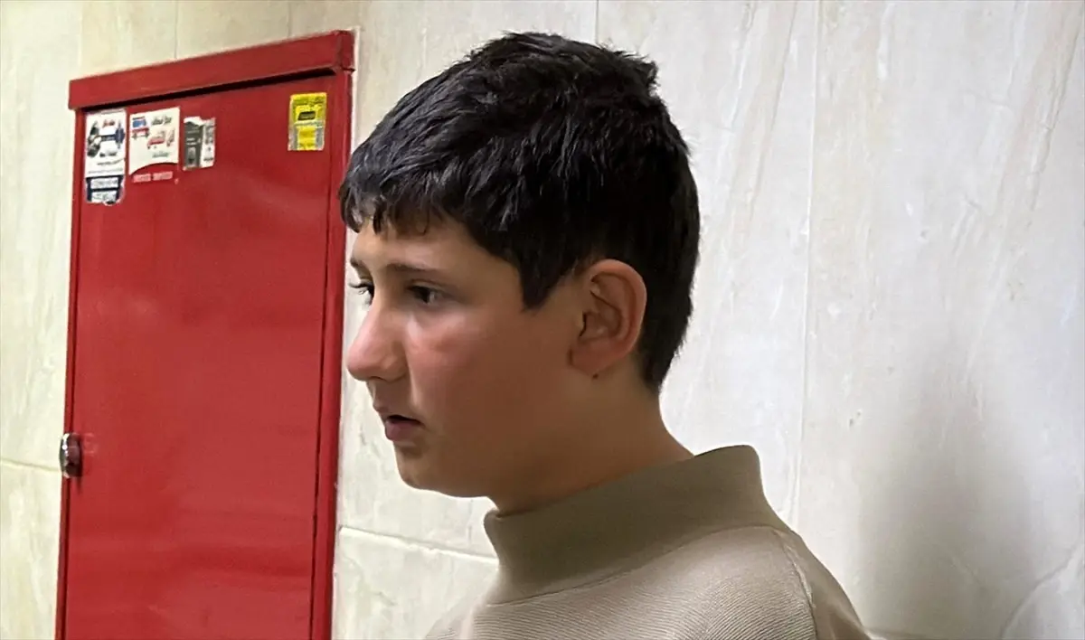 Filistinli çocuk, Batı Şeria\'da ailesinin İsrail askerleri tarafından katledildiği anda yaşadığı dehşeti AA\'ya anlattı