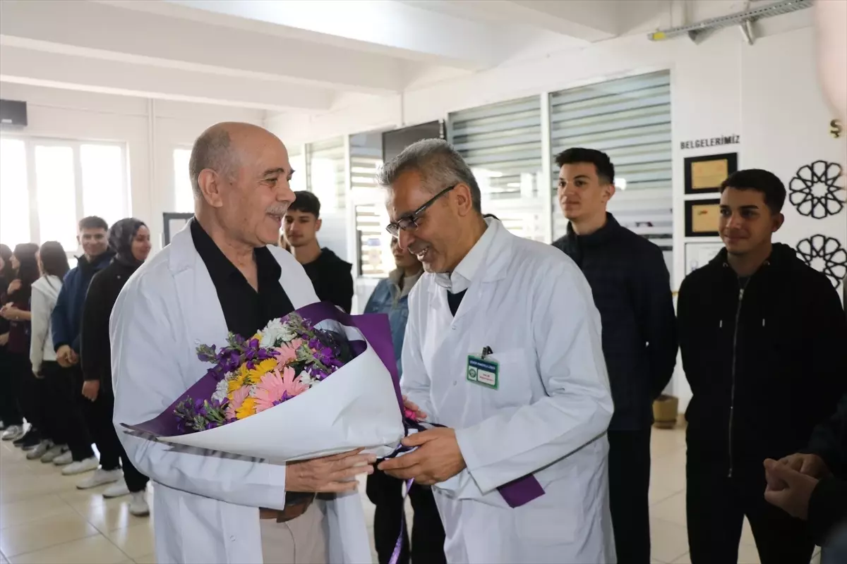 Yunus Kök\'e Veda Töreni