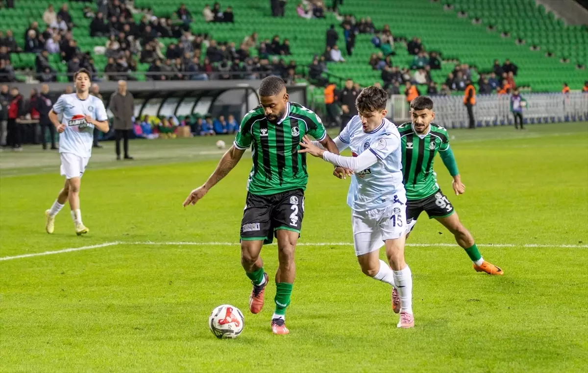 Sakaryaspor Adana Demirspor\'u 4-0 Yendi
