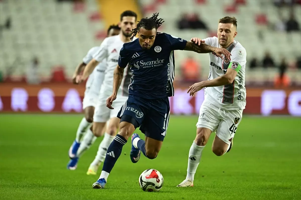 Hesap.com Antalyaspor 0-0 Gaziantep FK