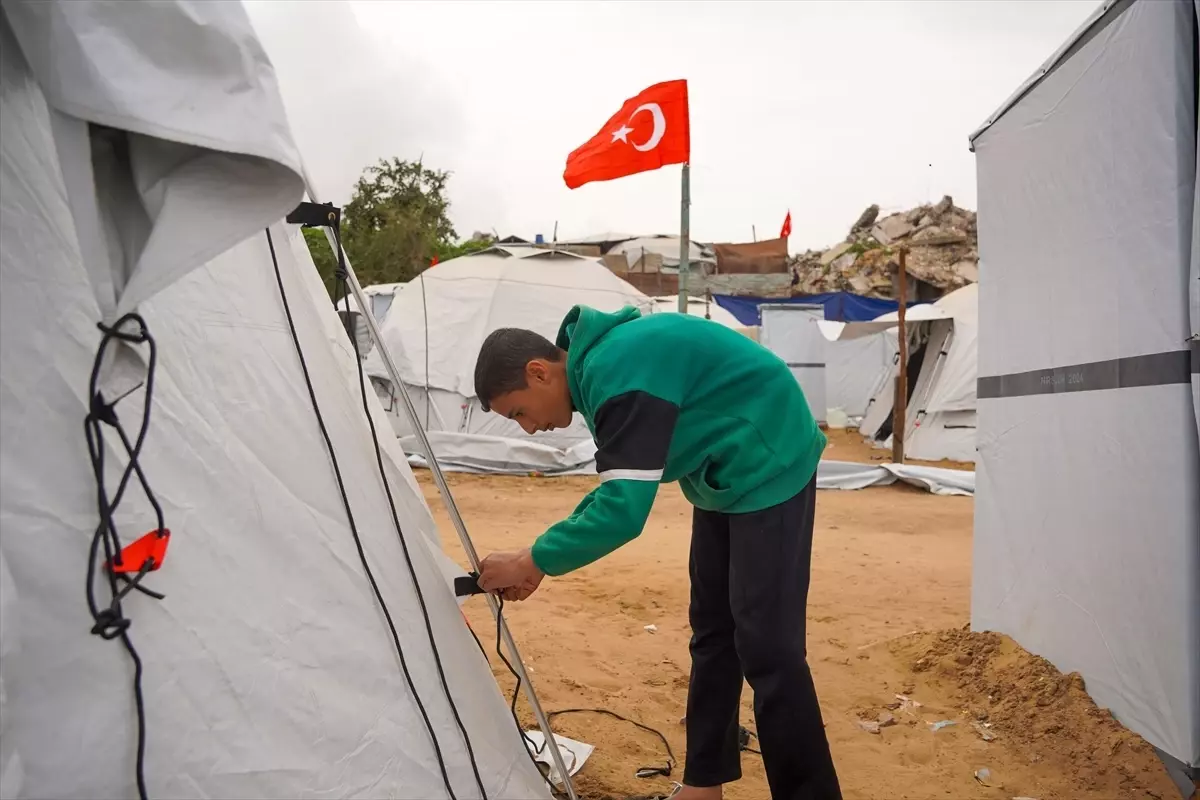 Yıldız Tilbe\'den Filistin\'e Destek