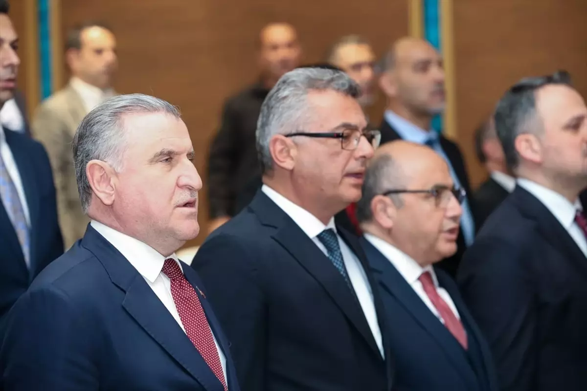 Bakan Bak: Spora Ambargo Olmamalı