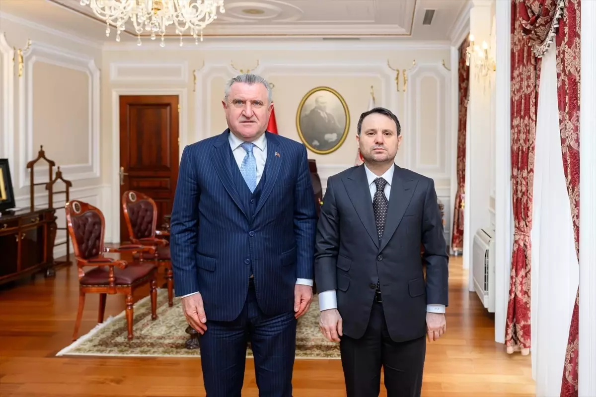 Bakan Bak’tan Adalet Bakanı Gürlek’e Ziyaret