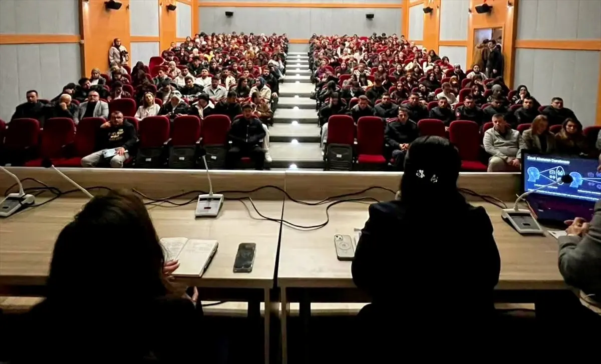 Bağımlılık Paneli Gerze\'de Yapıldı