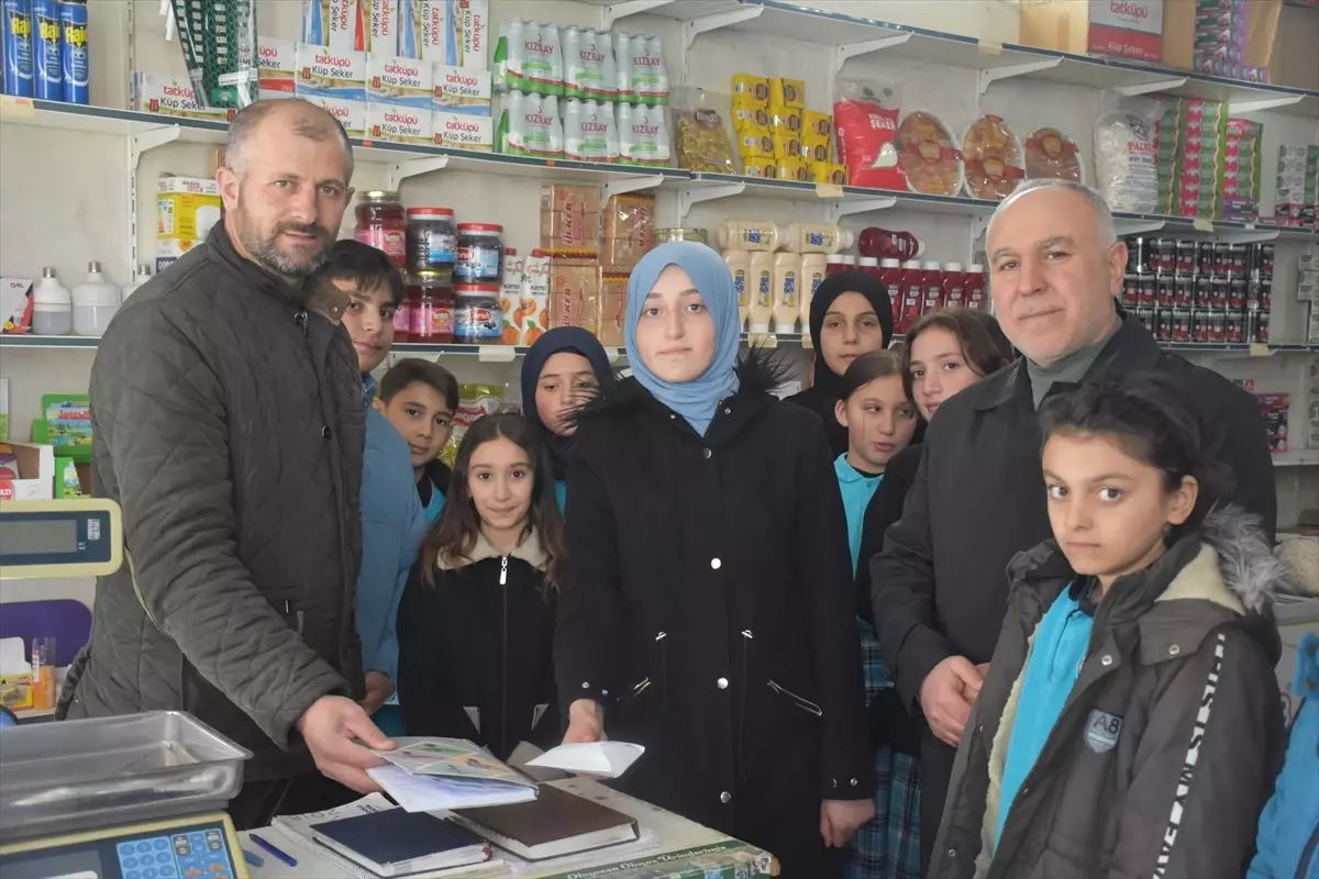 Gümüşhane\'de ortaokul öğrencileri "zimem defteri" geleneğini yaşattı