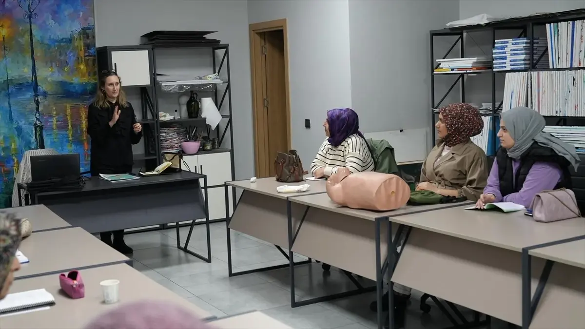 Gürsu\'da Yaşlılara Bakım Eğitimi