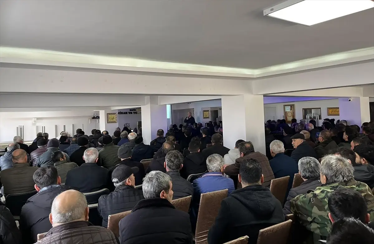 Hafik\'te Çiftçiye Bitki Koruma Eğitimi