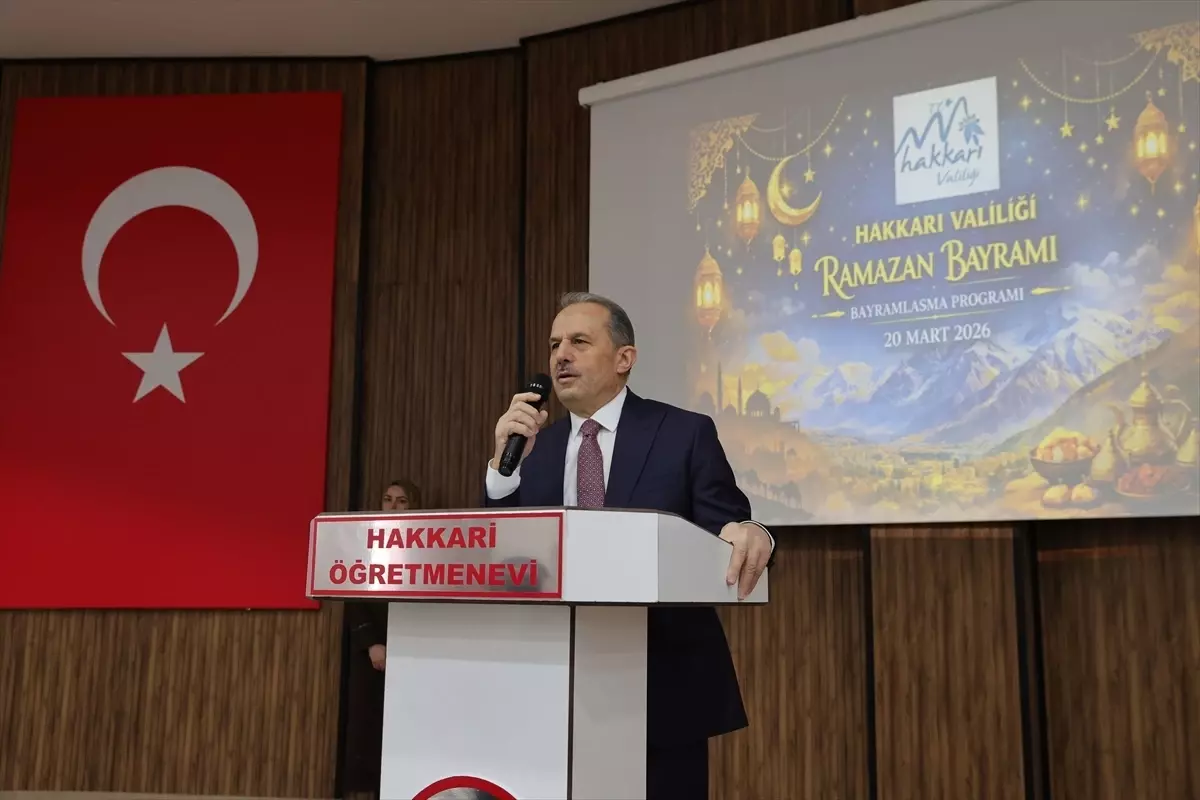 Hakkari\'de Bayramlaşma Programı