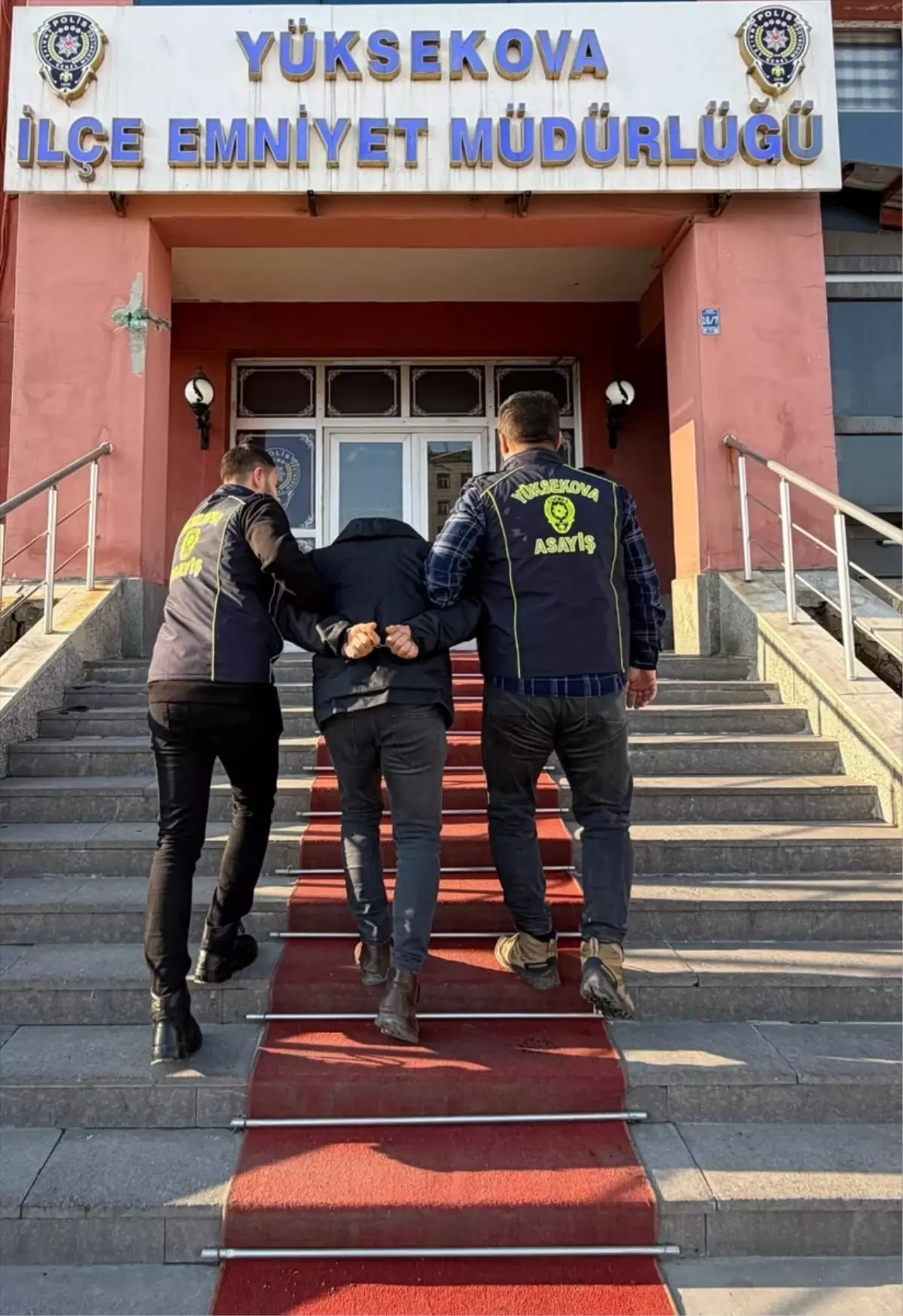 Hakkari\'de 25 Yıl Hapis Cezalı Firari Yakalandı