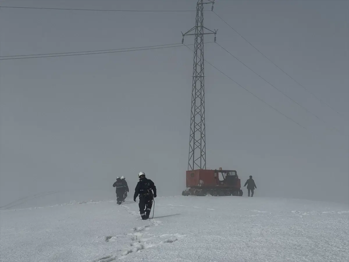 Karlı Dağda Elektrik Arızası Giderildi