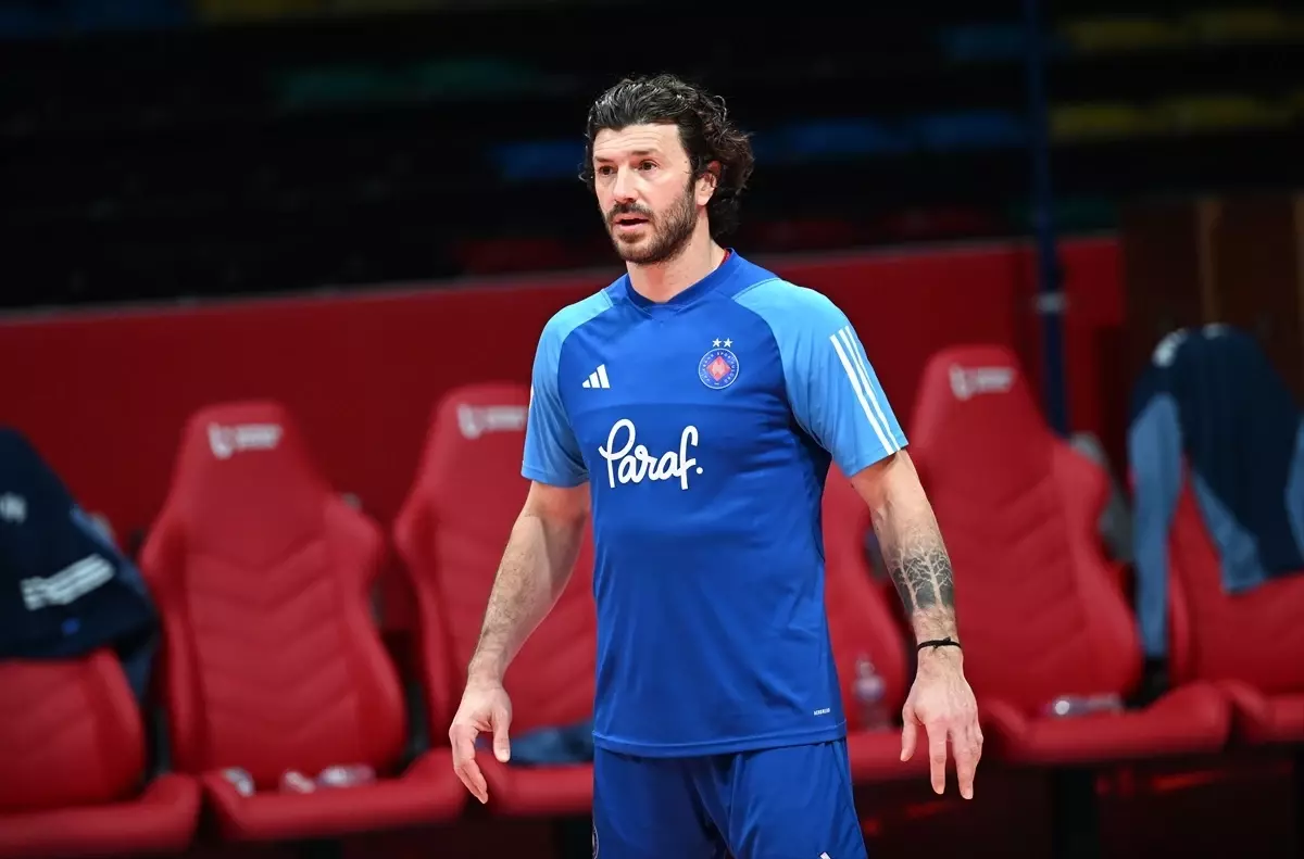 Ankara Derbisinde Halkbank ve Ziraat Bankkart Karşı Karşıya