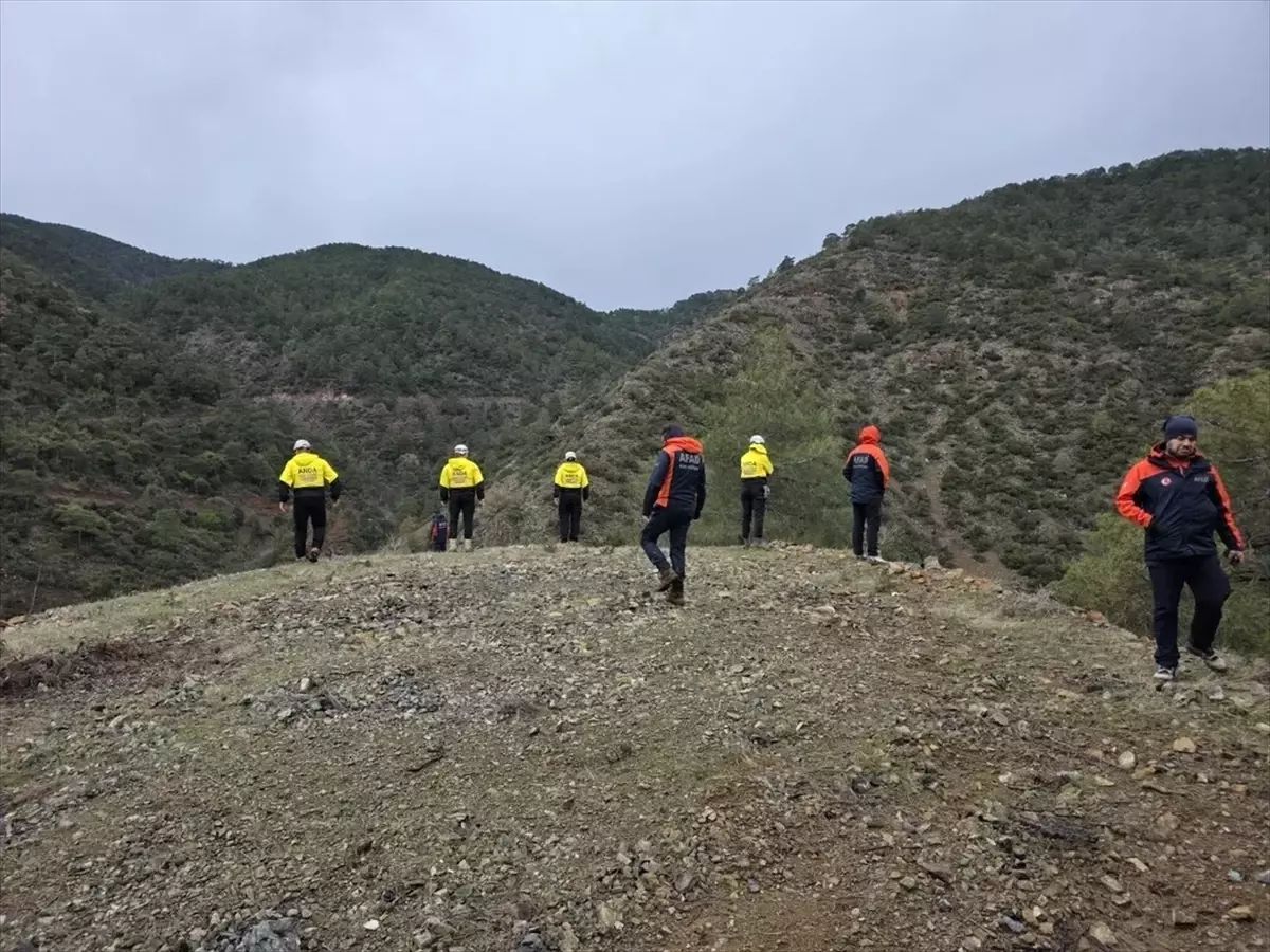 Antakya\'da Kayıp Genç Aranıyor