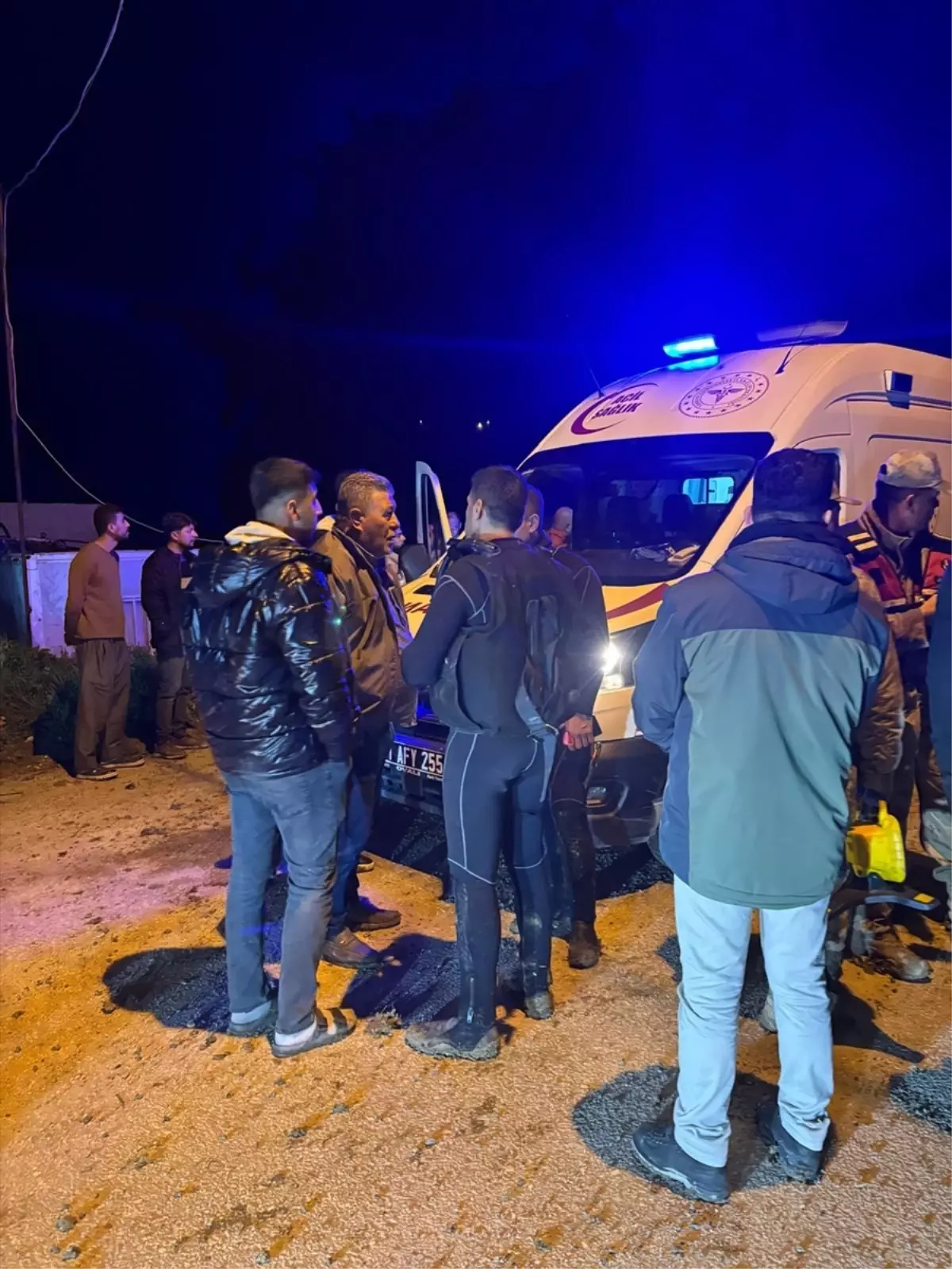 Antakya\'da 4 Yaşındaki Çocuk Dereye Düştü