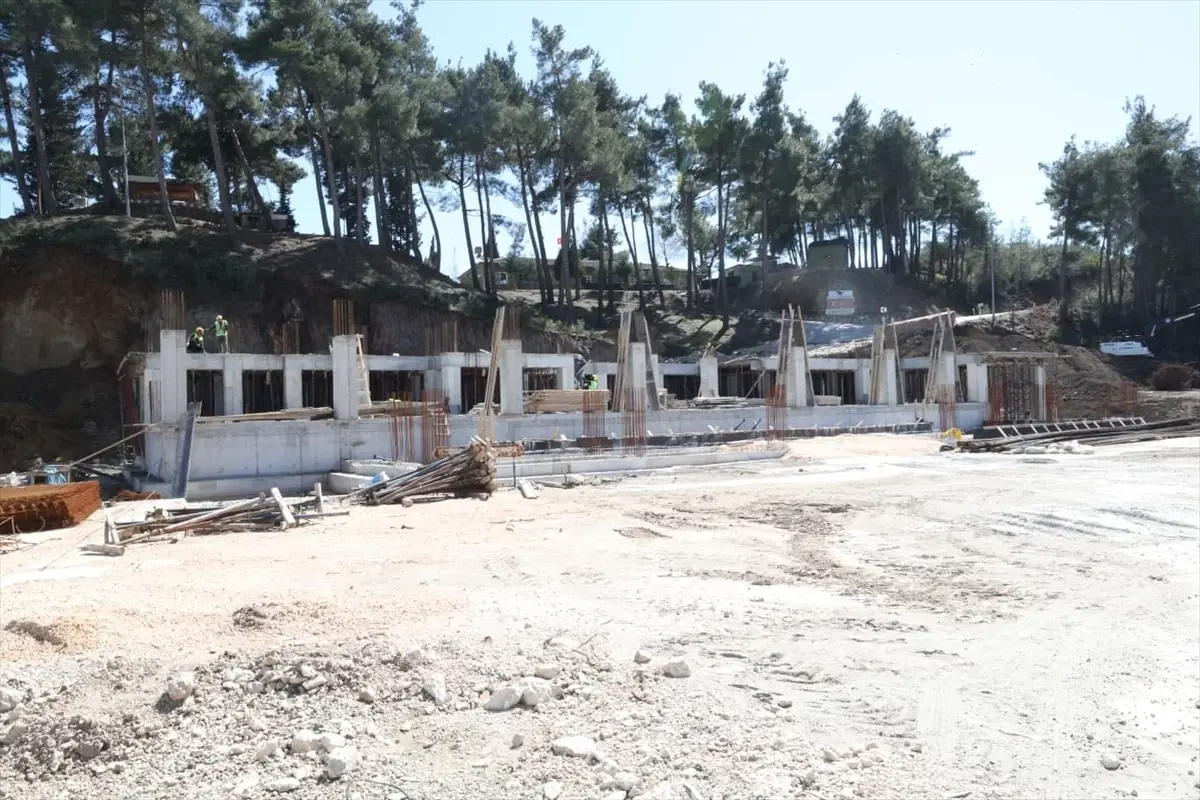 Vali Masatlı Yayladağı Sınır Kapısını İnceledi