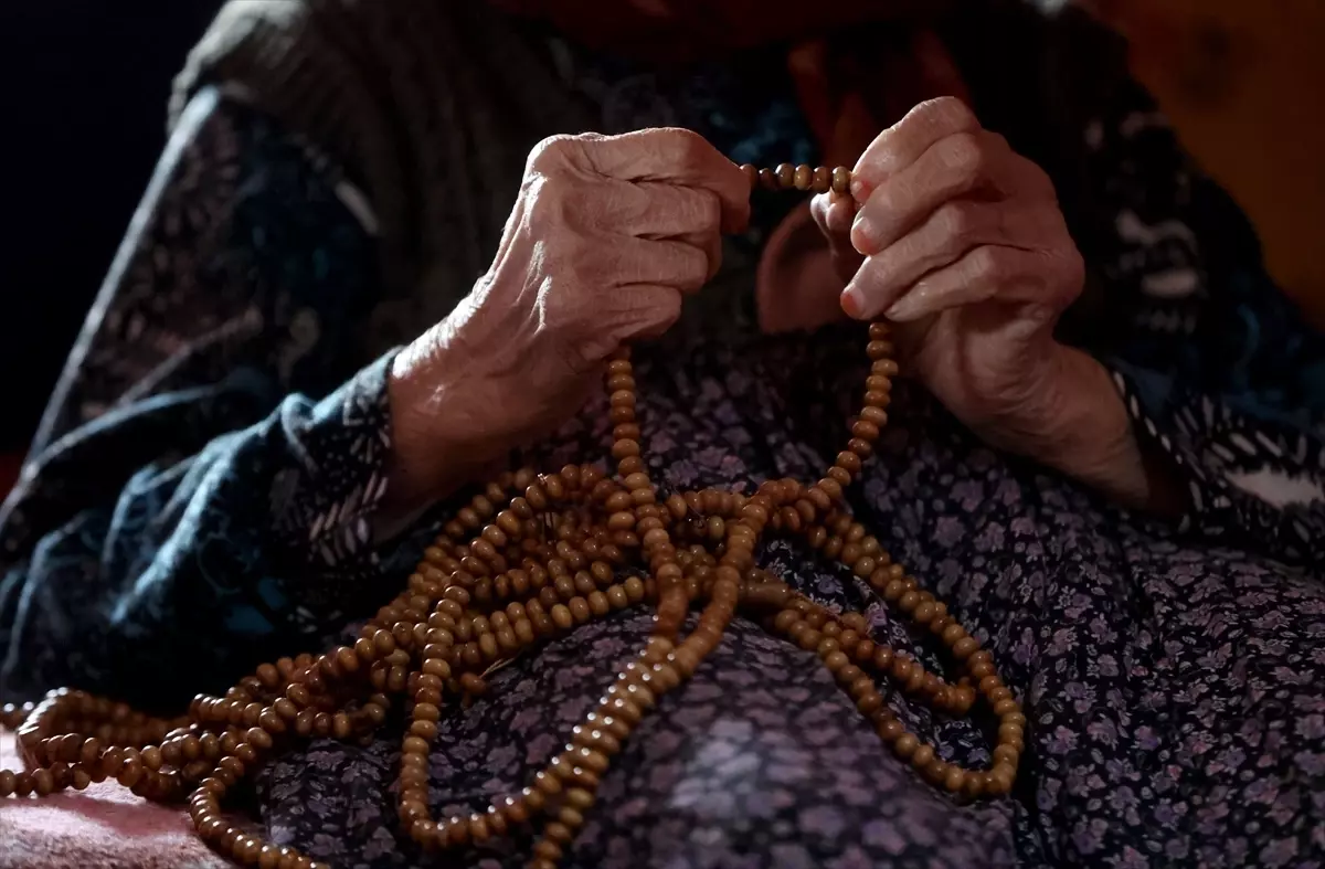 96 Yaşındaki Hatice Nine\'nin Yaşama Enerjisi