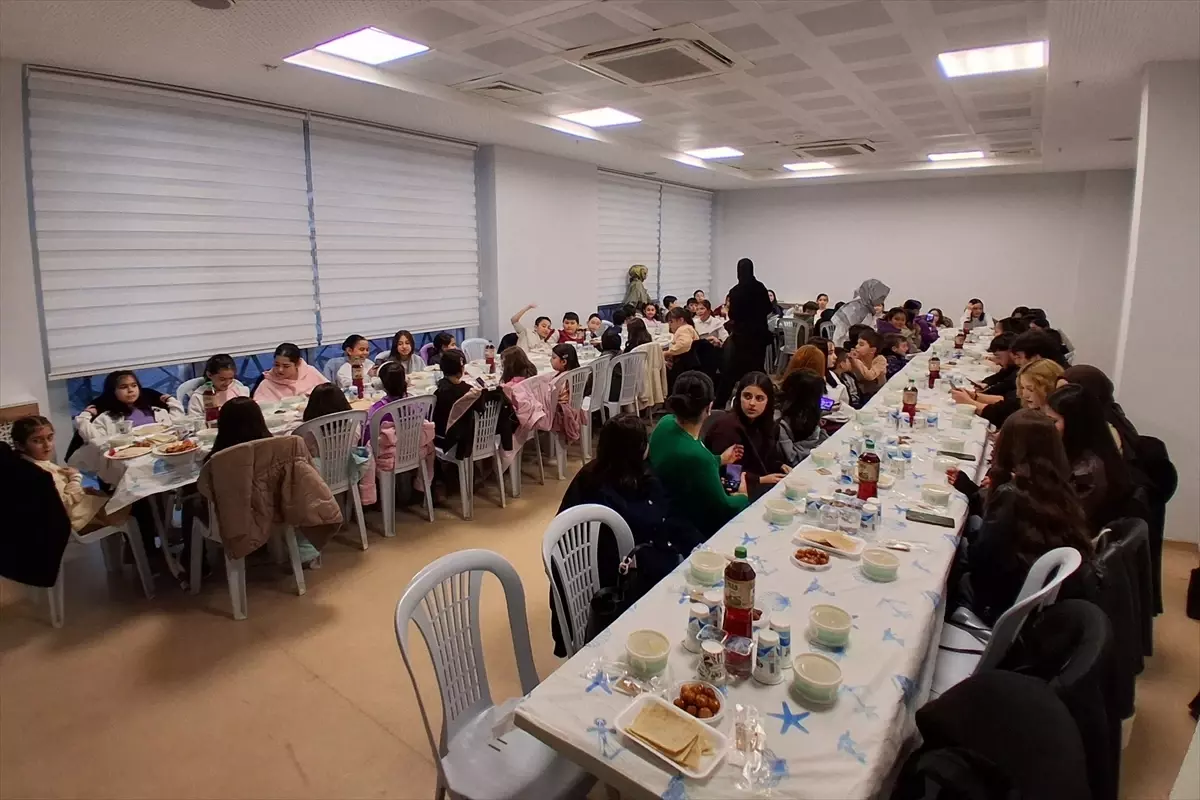 Havza\'da Gençler İftar Programında Buluştular