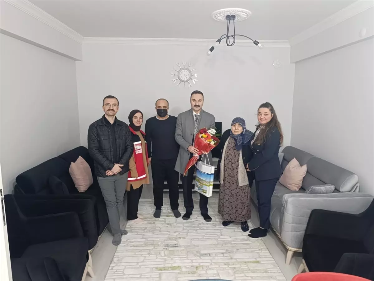 Havza Kaymakamı Ayvat\'tan şehit yakınları ve gazilere bayram ziyareti