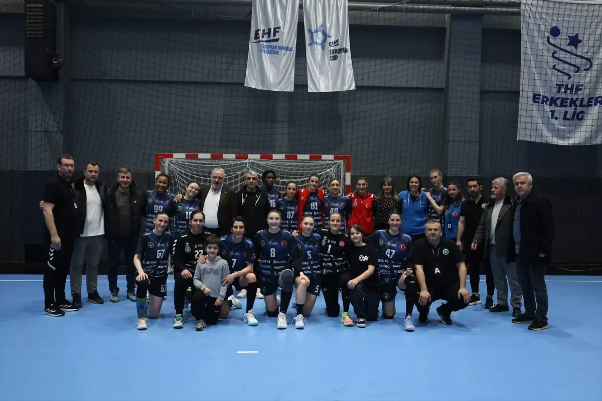 Bursa BŞB, PAOK\'u Yenerek Avantajı Elde Etti