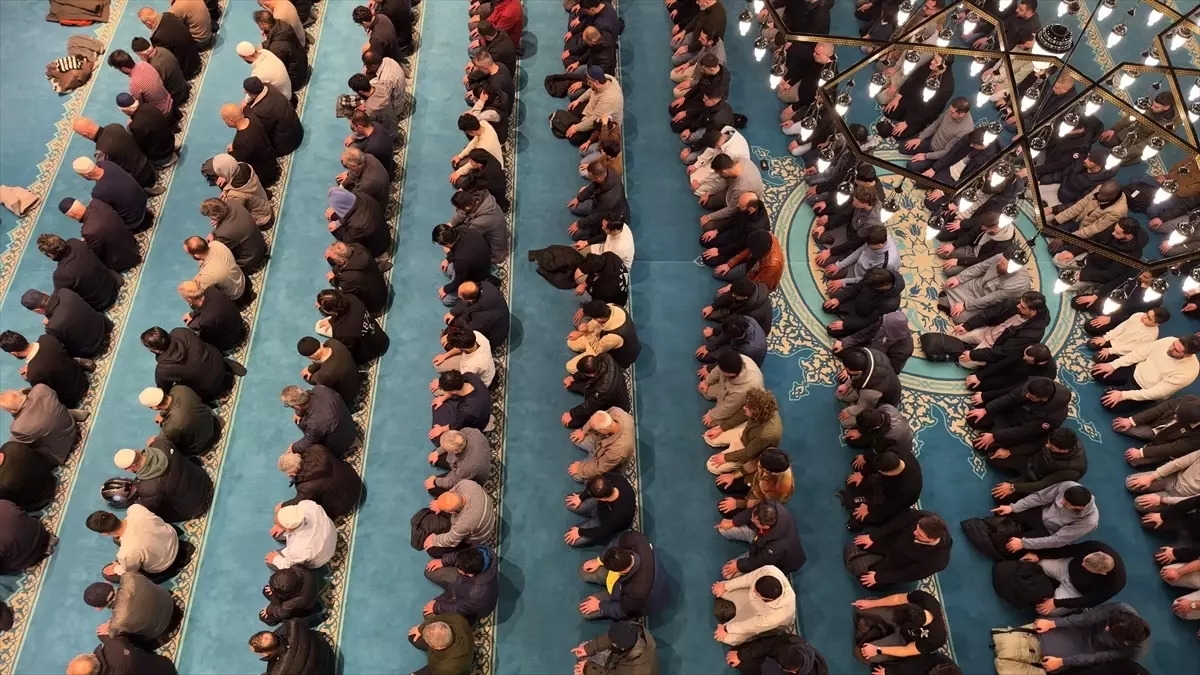 Hollanda\'da Ramazan Coşkusu