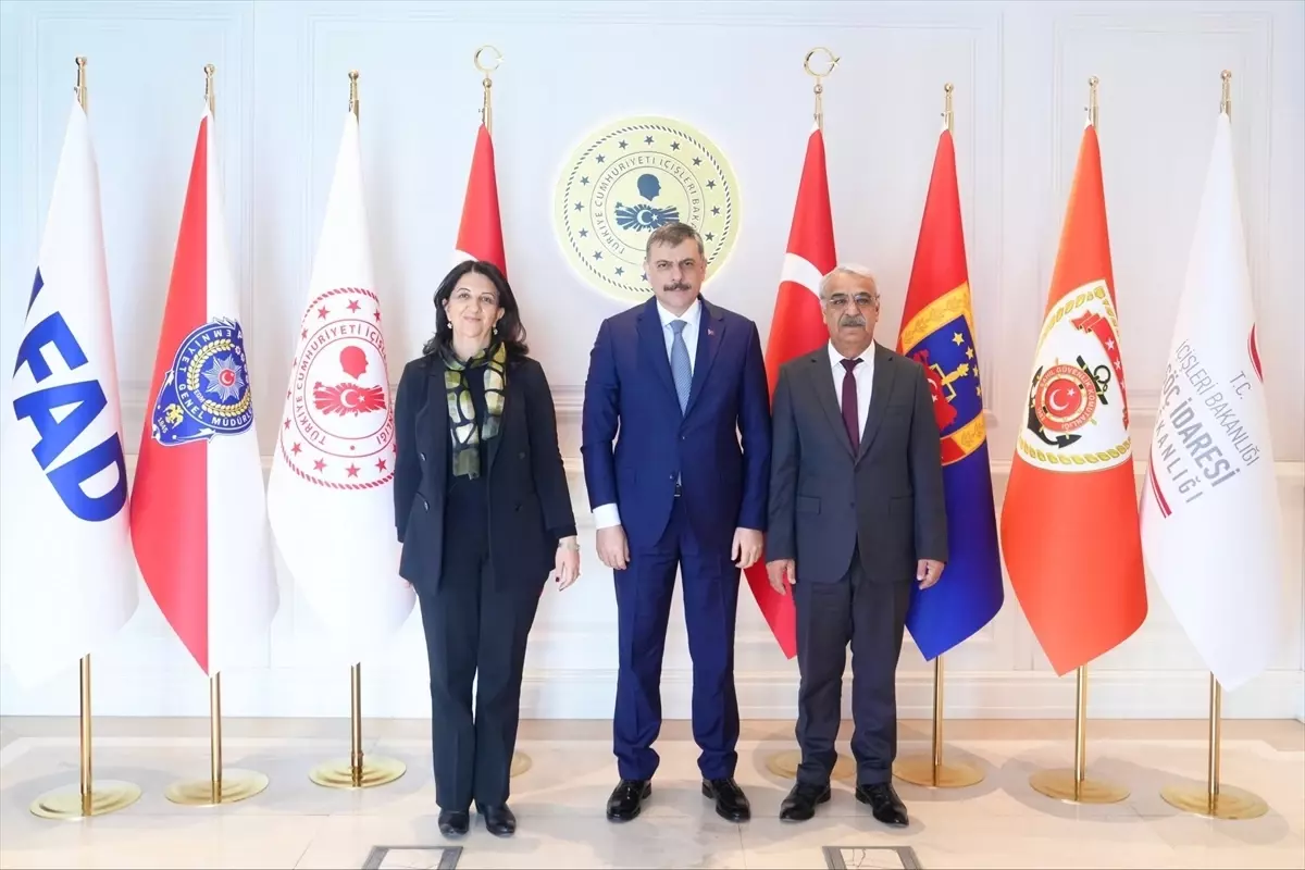 Bakan Çiftçi, Buldan ve Sancar ile Görüştü