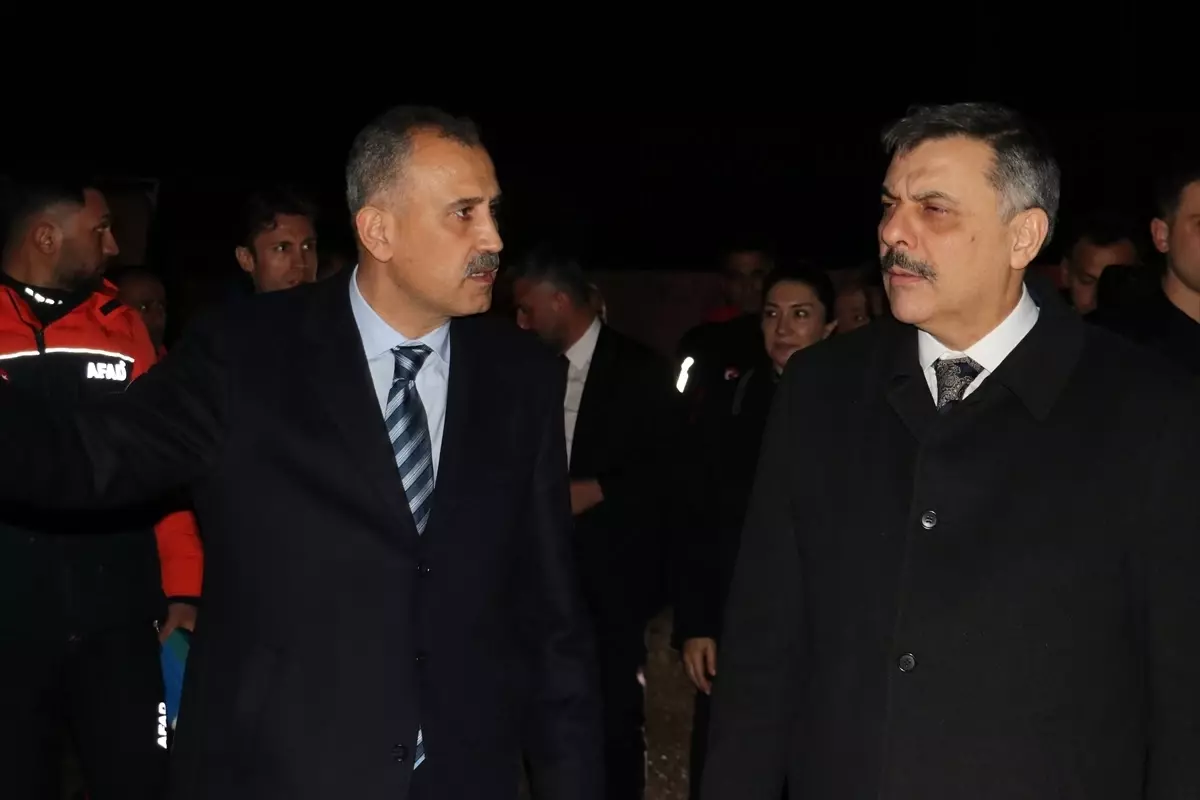 İçişleri Bakanı Mustafa Çiftçi, Türkiye-İran sınırının sıfır noktasında konuştu Açıklaması