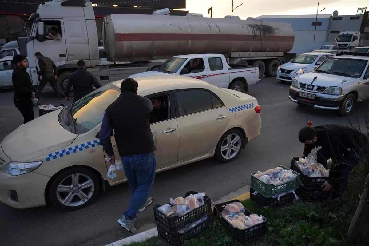 Süleymaniye\'de İftar Hizmeti Devam Ediyor