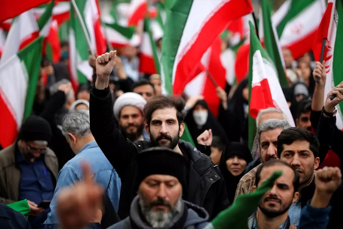 Tahran\'da ABD-İsrail Protestosu