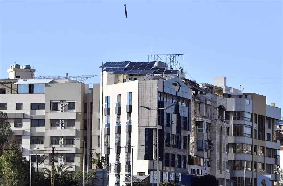 İsrail, Beyrut\'ta Bina Bombaladı