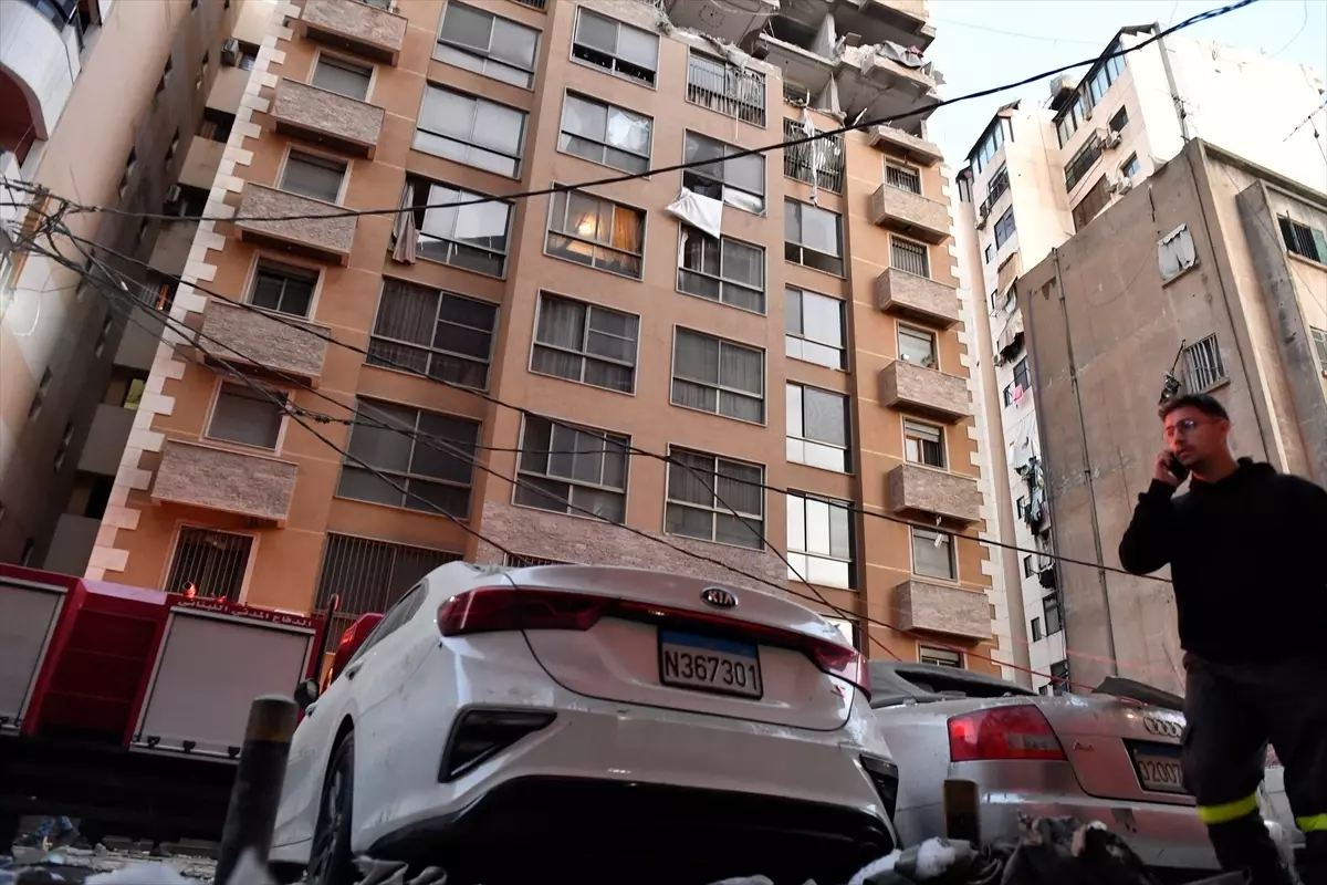 İsrail, Beyrut\'a Hava Saldırısı Düzenledi