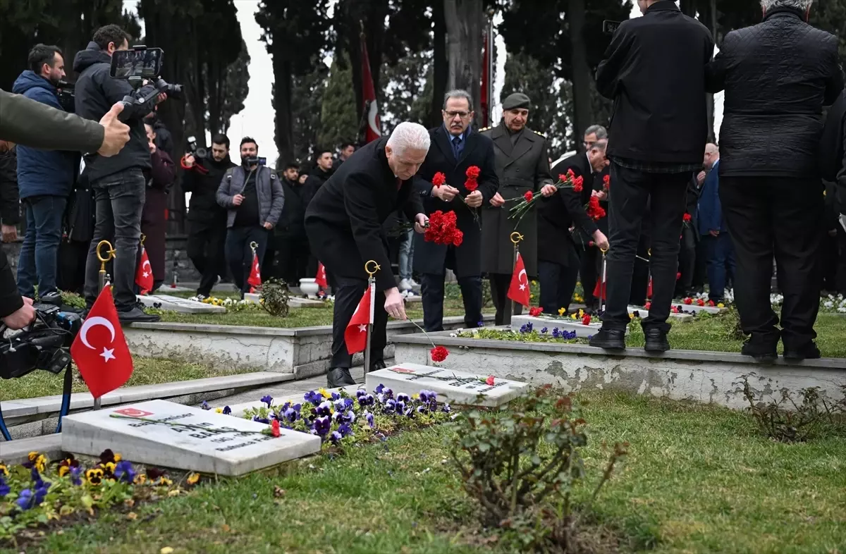 İstanbul\'da 18 Mart şehitleri törenle anıldı