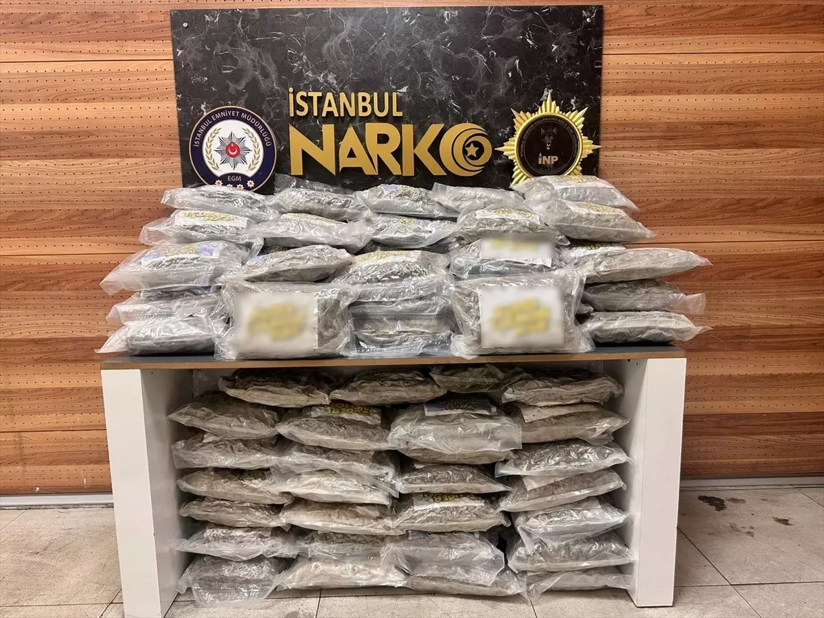 Tuzla\'da Uyuşturucu Operasyonu