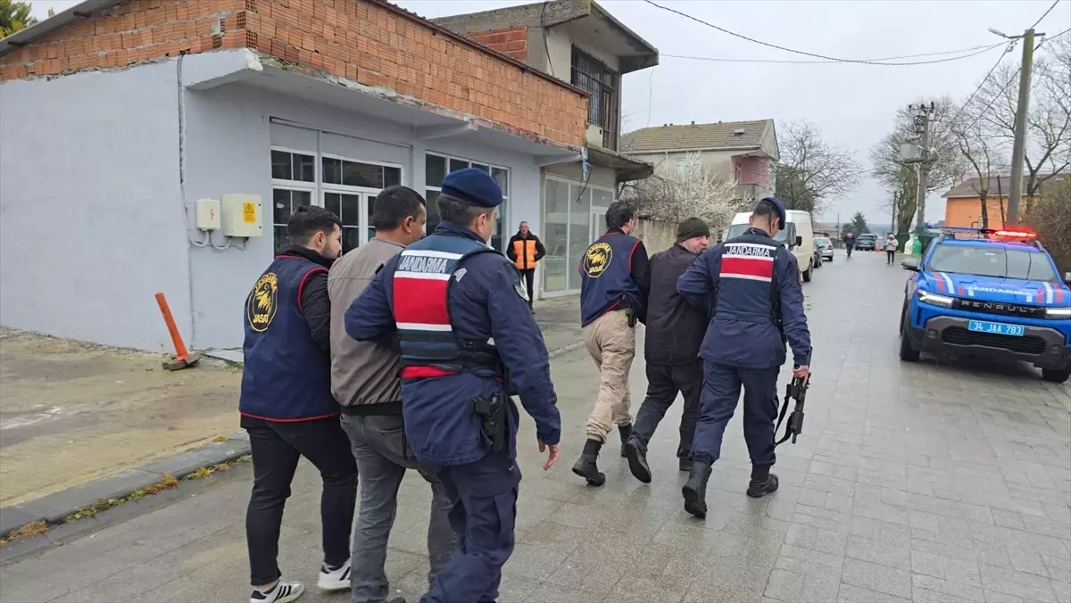 Çatalca\'da 306 Kilogram At Eti Ele Geçirildi