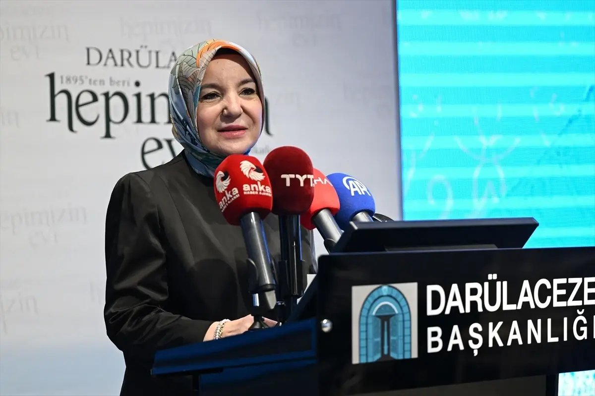 Vali Gül, Darülaceze\'de Bayram Coşkusunu Paylaştı