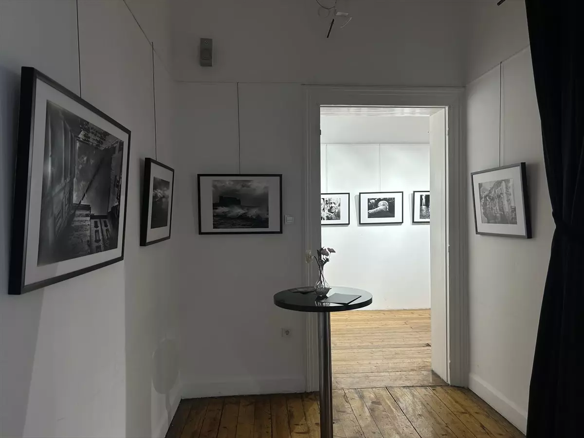 İFSAK\'ta \'Napoli\'nin Işığında\' Sergisi