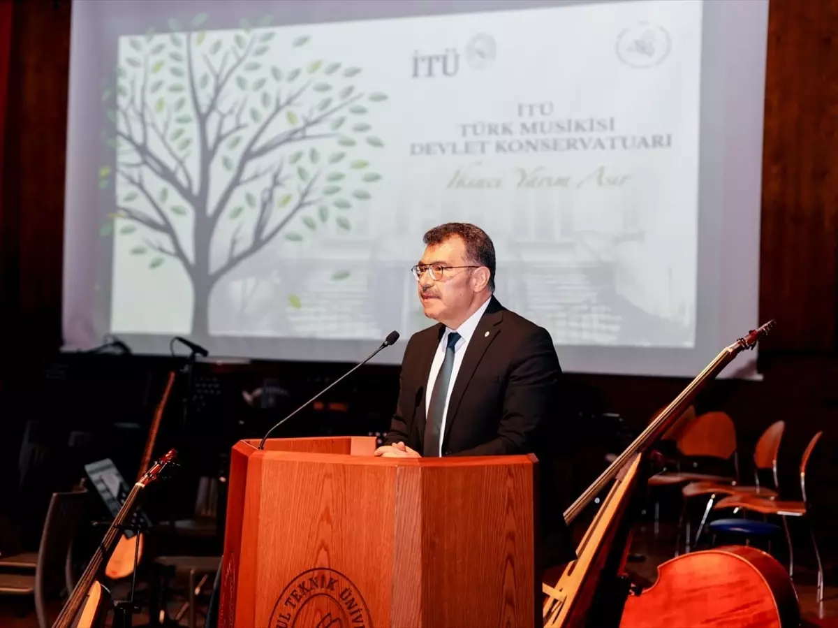 İTÜ Türk Musikisi Konseri Başladı