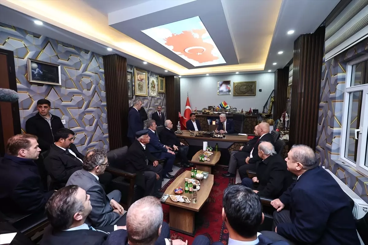 İYİ Parti Genel Başkanı Dervişoğlu, Şırnak\'ta şehit ailelerini ziyaret etti