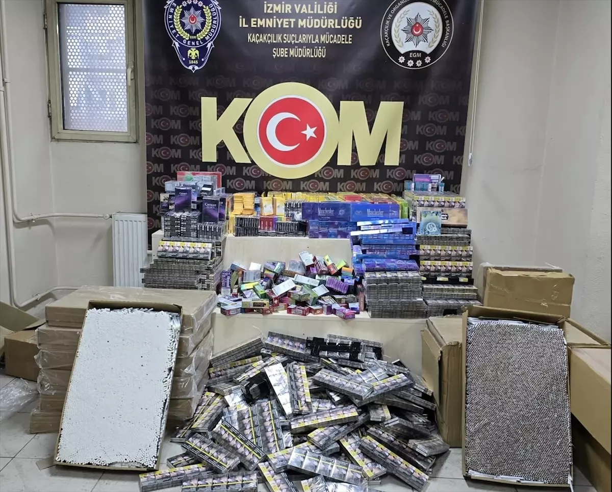 İzmir\'de Gümrük Kaçağı Tütün operasyonu