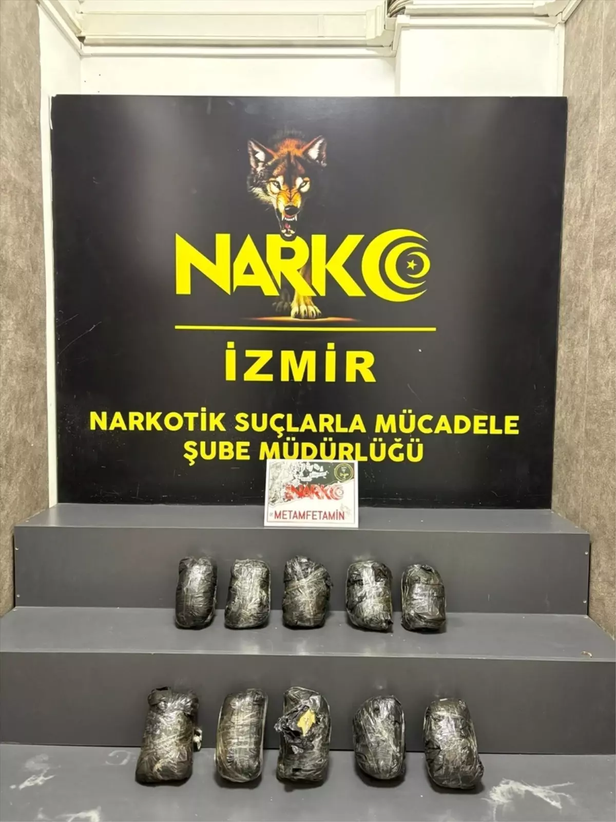 İzmir\'de Uyuşturucu Baskını