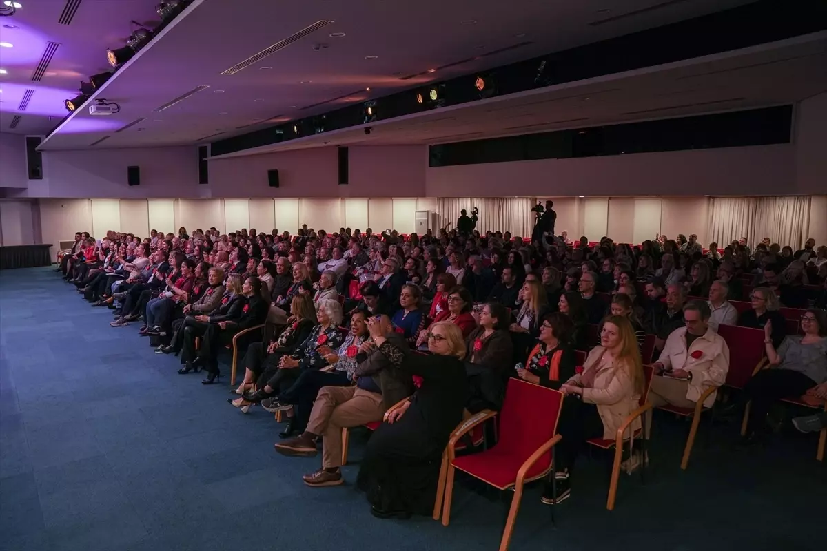 İzmir\'de Otizm İçin Müzik Konseri