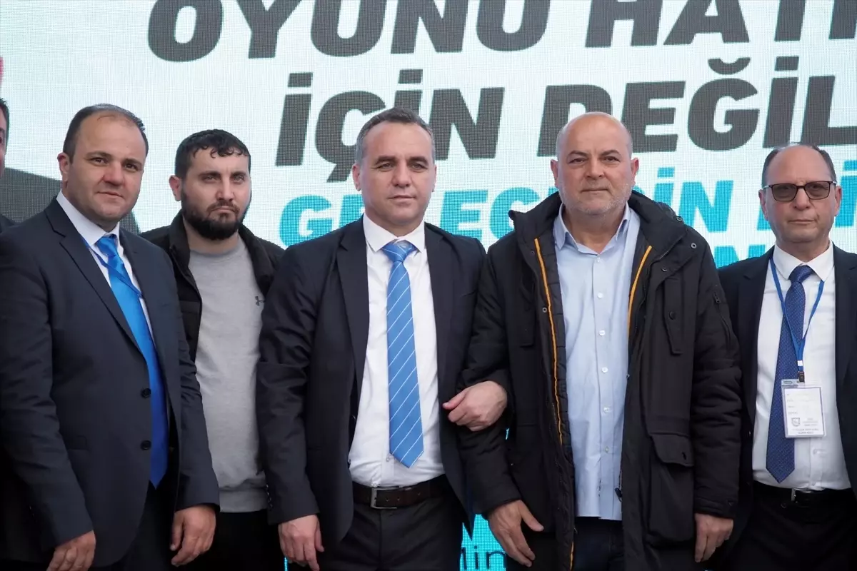 Kader Atlı, İzmir Minibüsçüler Esnaf Odası\'nın Başkanı Oldu
