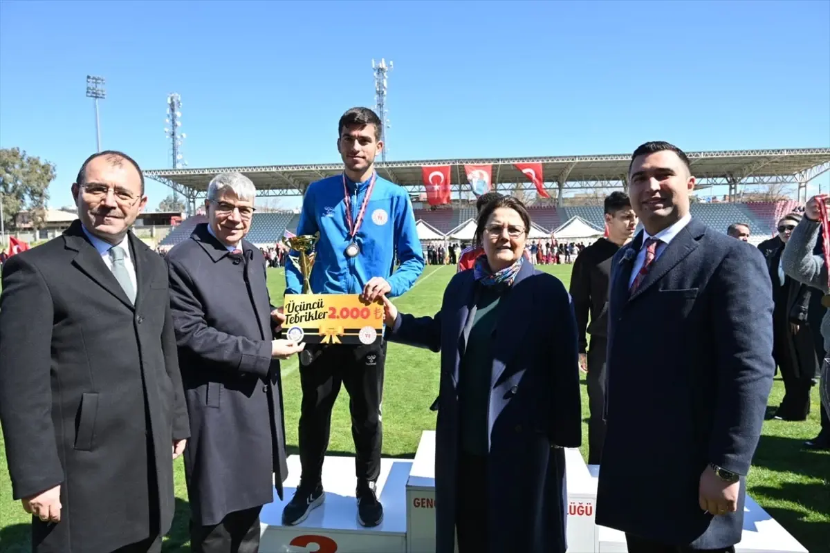 Kadirli\'nin Kurtuluşu Kutlandı