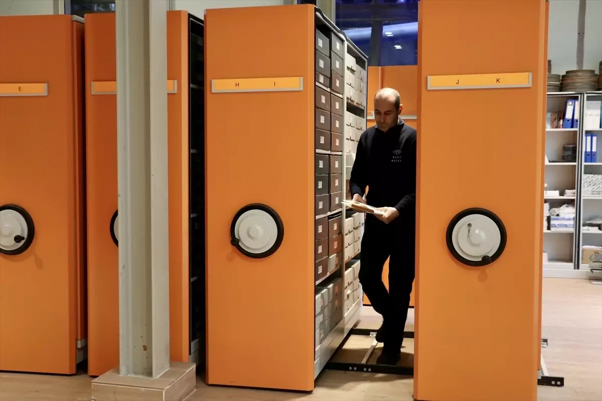 SEKA Müzesi\'nde Kağıt Hafızası Merkez Açıldı