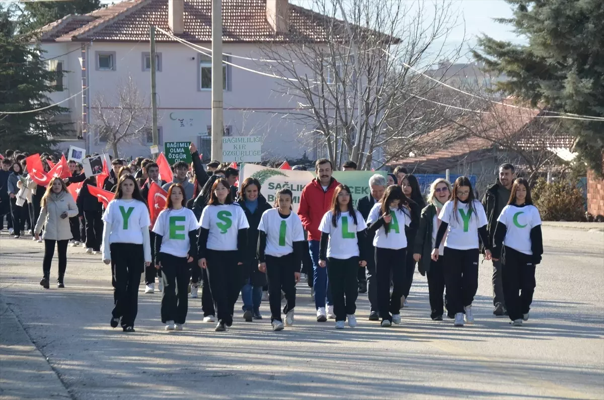 Kahramankazan\'da Yeşilay Haftası kapsamında yürüyüş düzenlendi