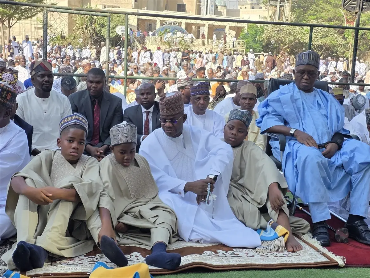 Kamerun ve Nijerya\'da Ramazan Bayramı Coşkusu