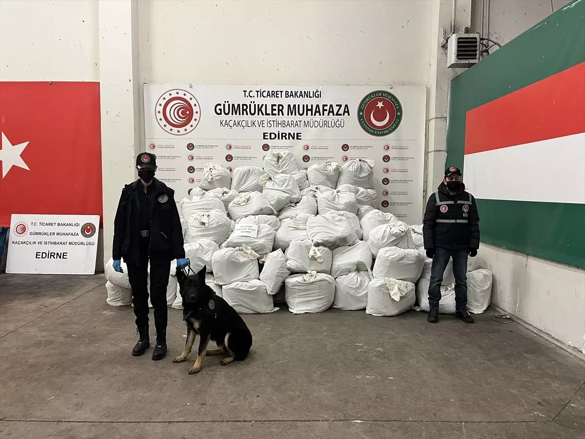 Kapıkule\'de 914 Kilo Esrar Ele Geçirildi