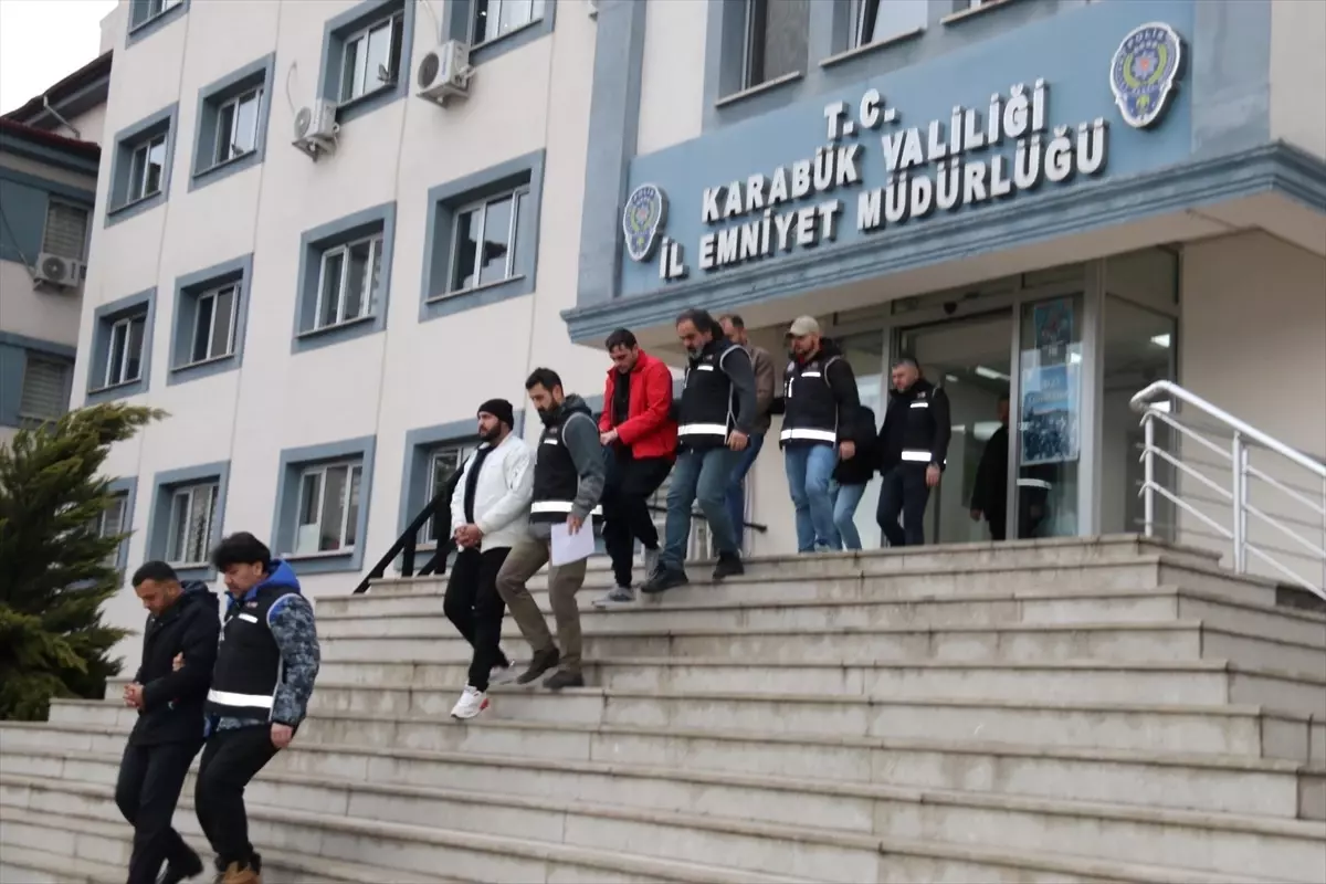 Dolandırıcılık Operasyonunda 7 Tutuklama